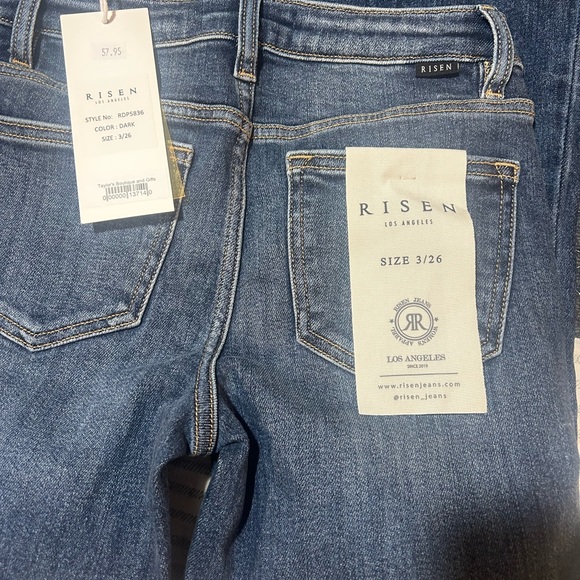 NWT Risen Jeans Size 3 - Picture 4 of 5